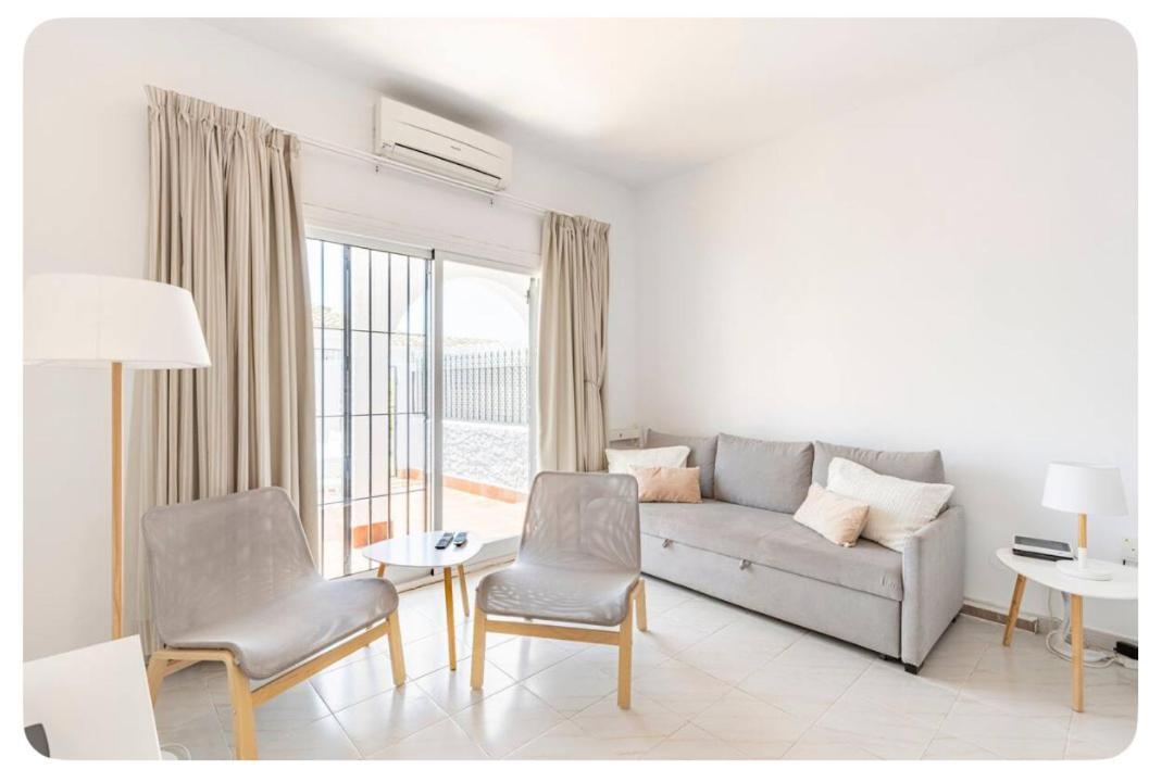 La Casa En La Carihuela Playa A 4 Minutos A Pie Βίλα Τορρεμολίνος Εξωτερικό φωτογραφία