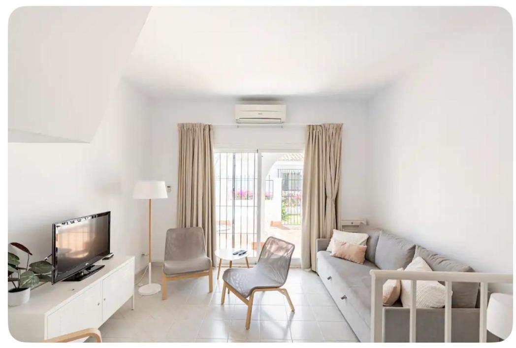 La Casa En La Carihuela Playa A 4 Minutos A Pie Βίλα Τορρεμολίνος Εξωτερικό φωτογραφία
