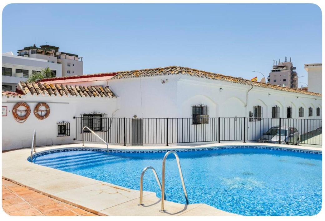 La Casa En La Carihuela Playa A 4 Minutos A Pie Βίλα Τορρεμολίνος Εξωτερικό φωτογραφία