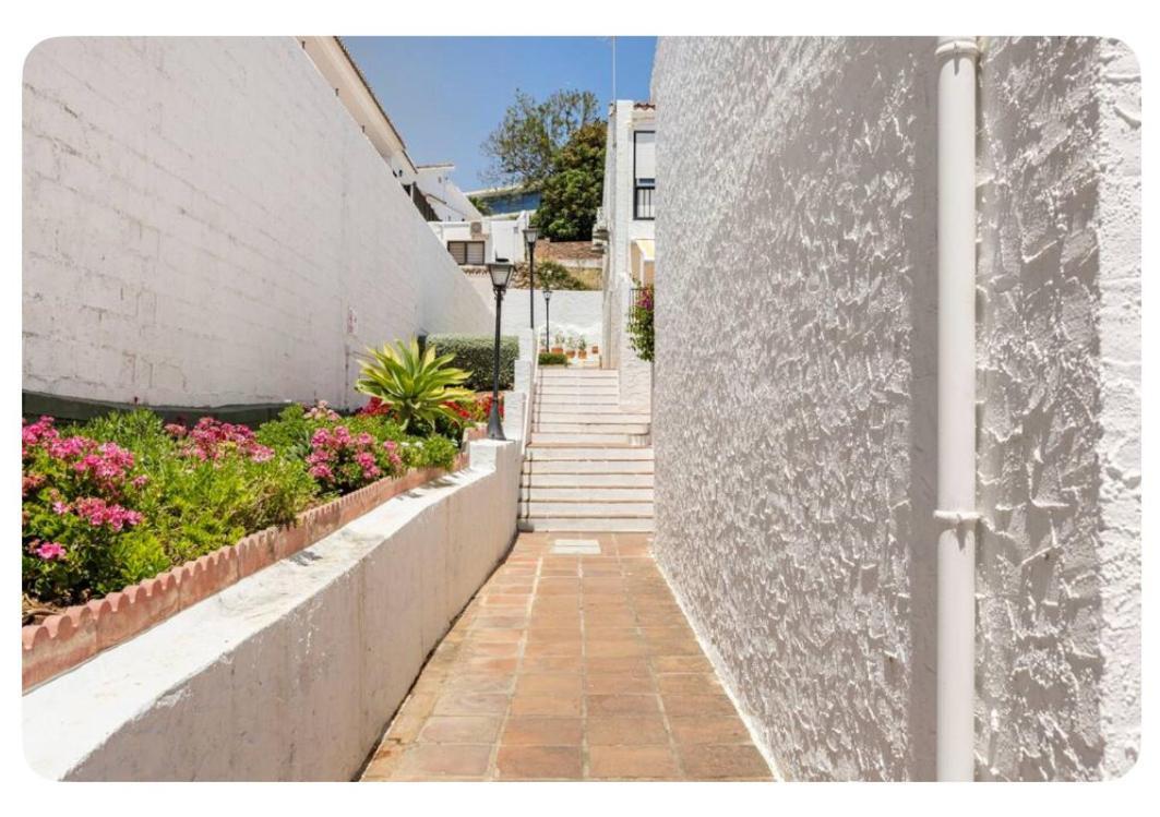 La Casa En La Carihuela Playa A 4 Minutos A Pie Βίλα Τορρεμολίνος Εξωτερικό φωτογραφία
